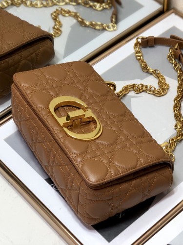 DO-1-카로백 20CM-181