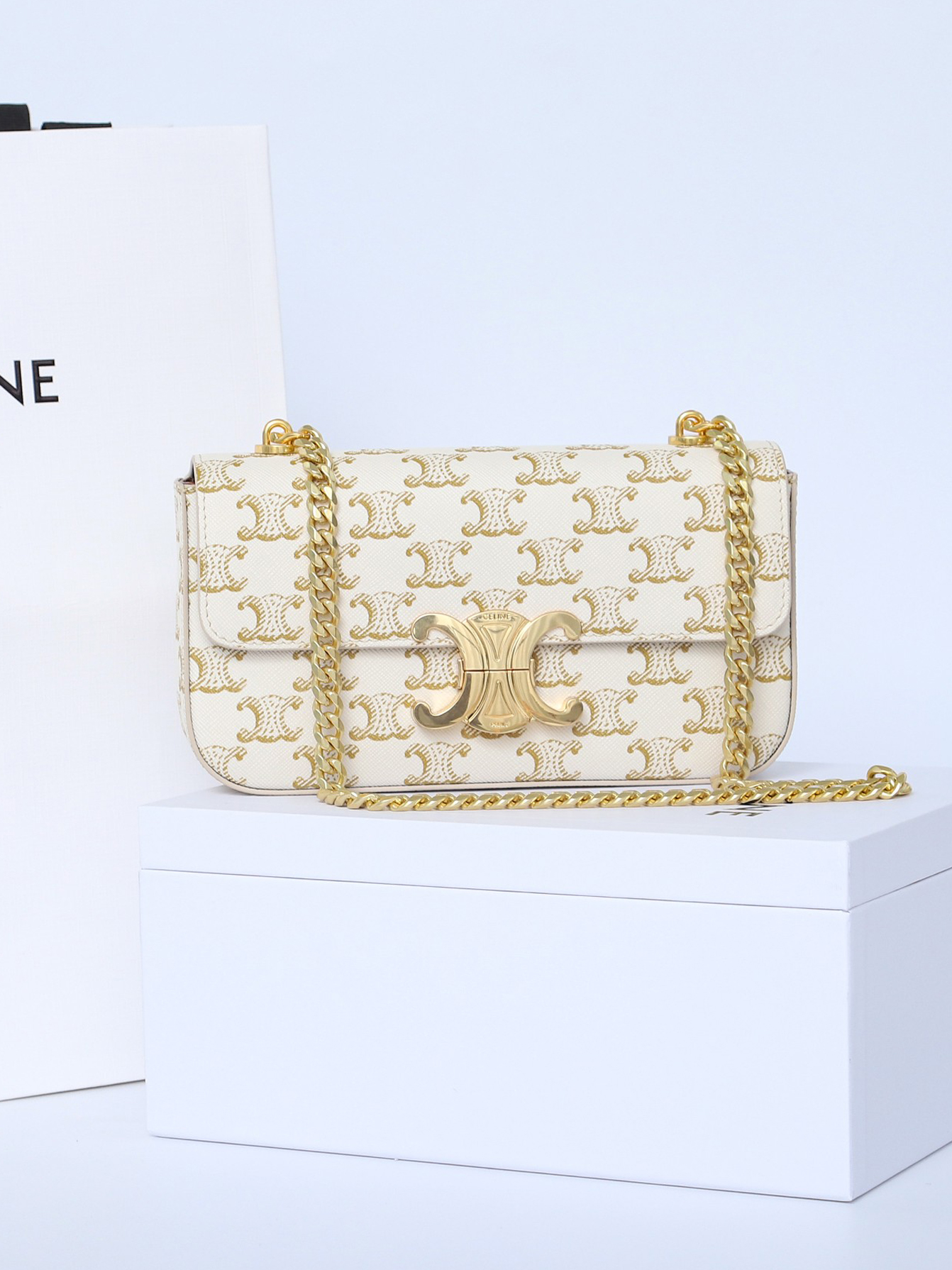 CELINE-카프스킨 트리오페 체인백-8