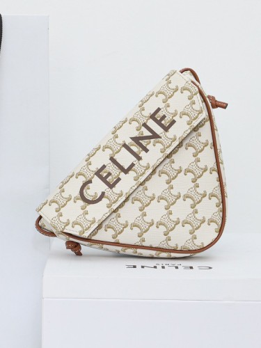 CELINE-트리오페 트라이앵글백-21