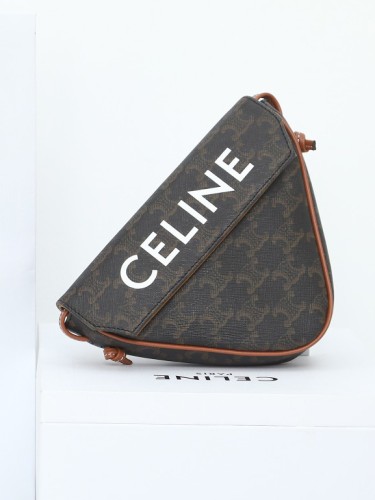 CELINE-트리오페 트라이앵글백-22