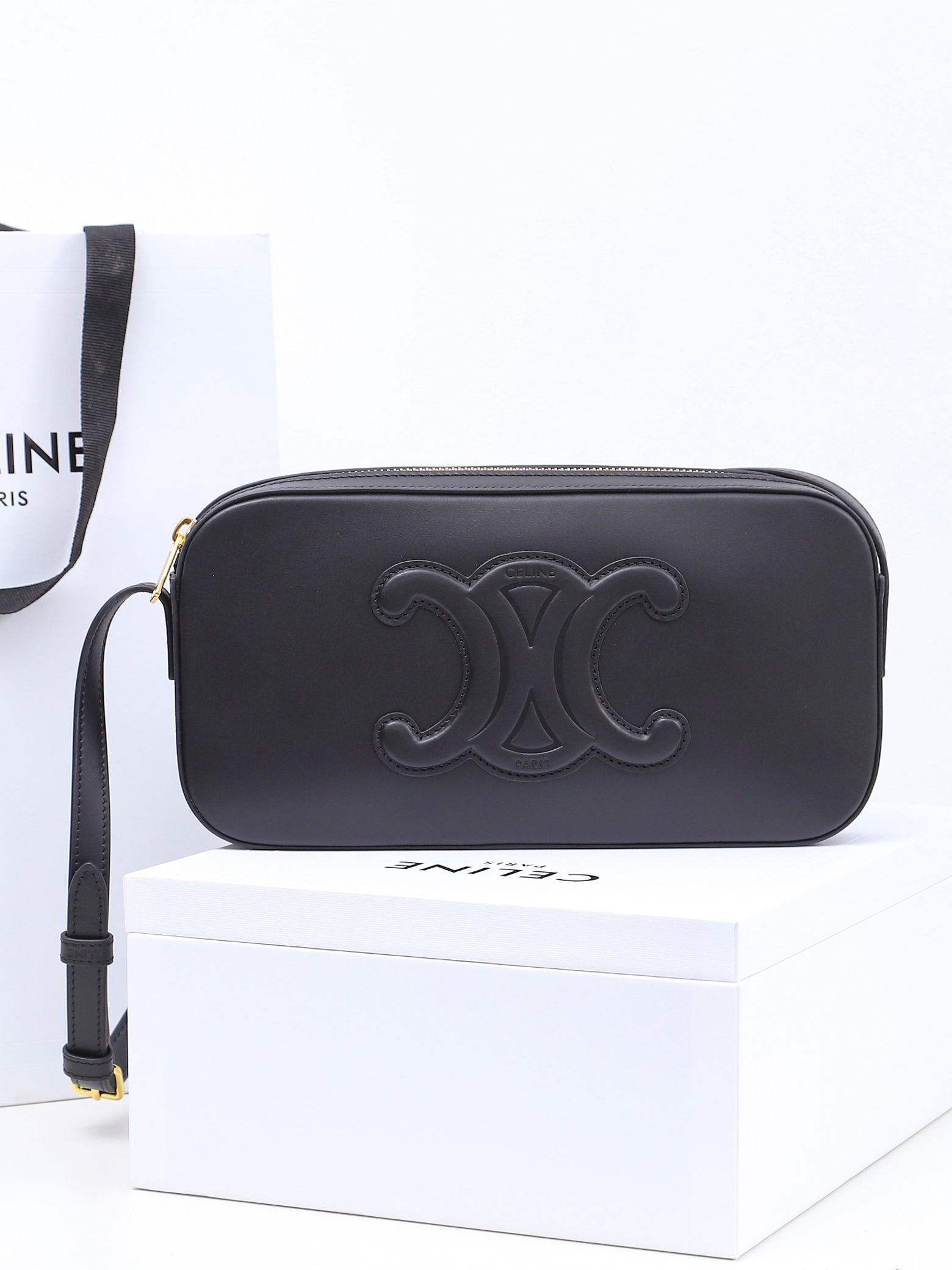 CELINE-트리오페 카메라 숄더백-47