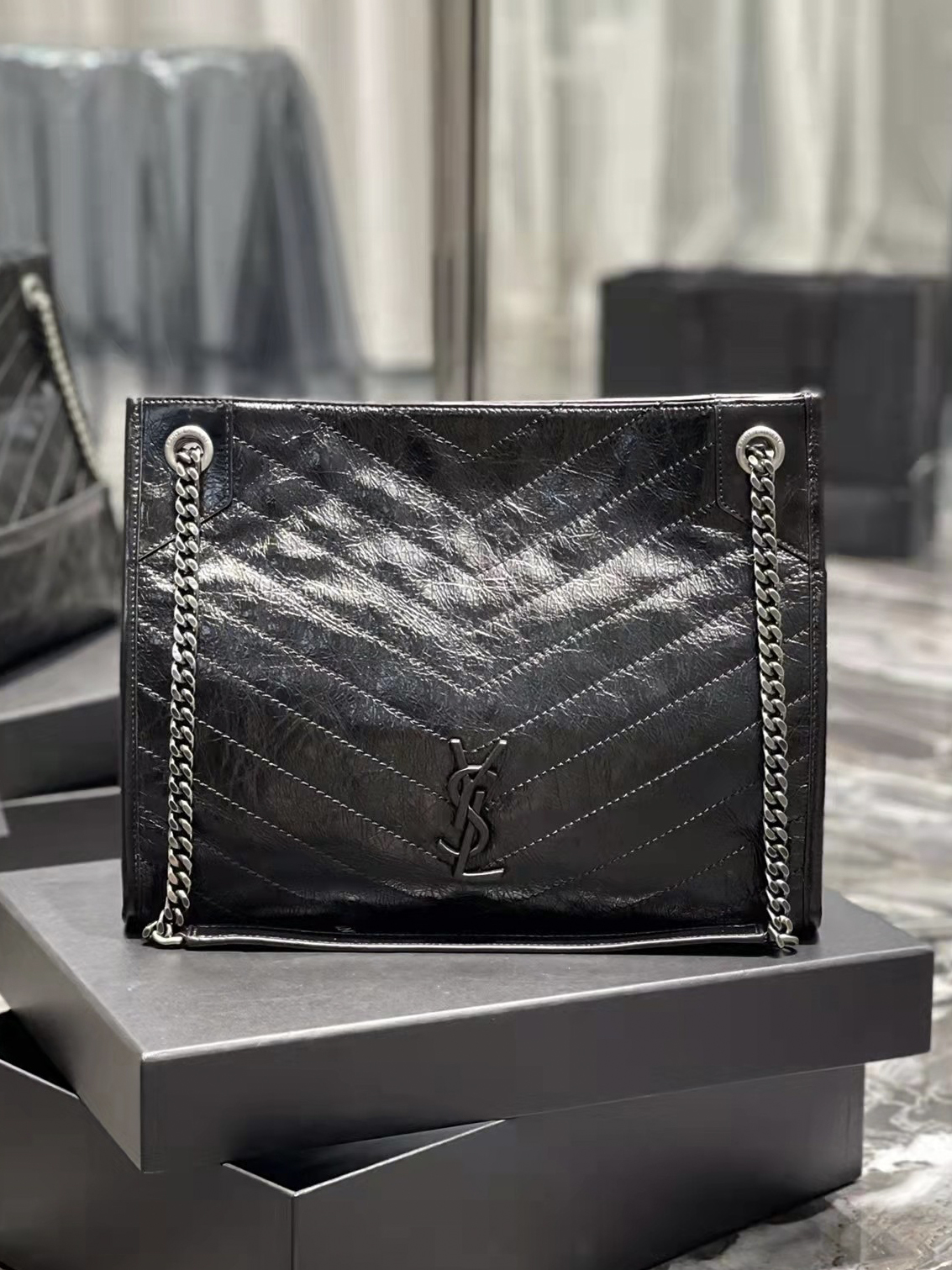 YSL-니키 체인 쇼퍼백-18