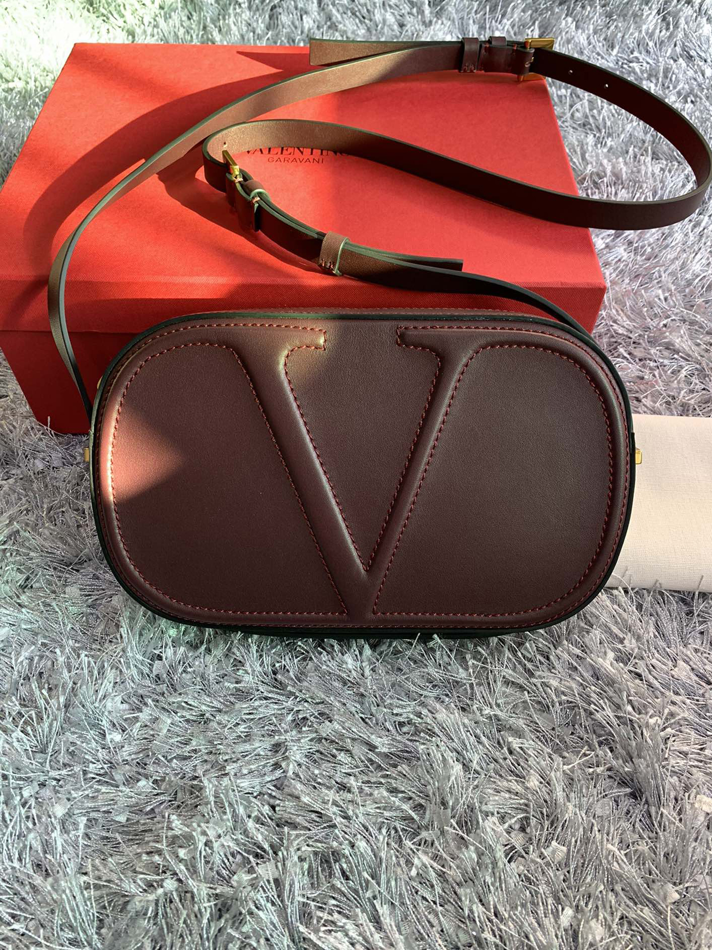 VALENTINO-가라바니 락스터드 백-4