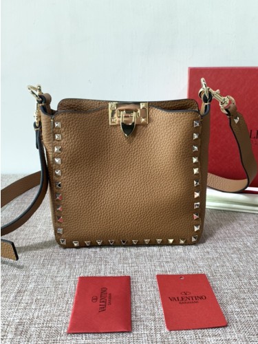 VALENTINO-VALENTINO-가라바니 락스터드 백-10