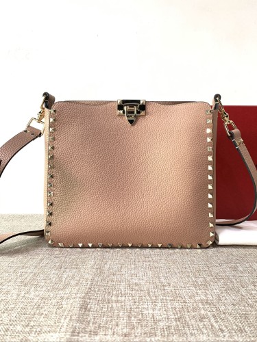 VALENTINO-VALENTINO-가라바니 락스터드 백-16