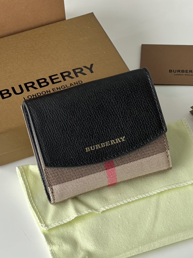 BB-하우스 체크 루나 반지갑-140