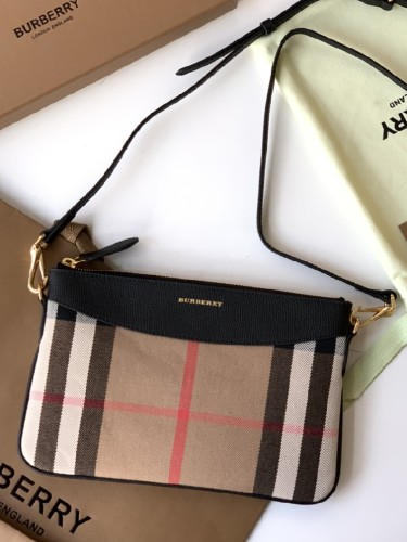 BURBERRY-버버리 페이톤 하우스 체크 크로스백-149