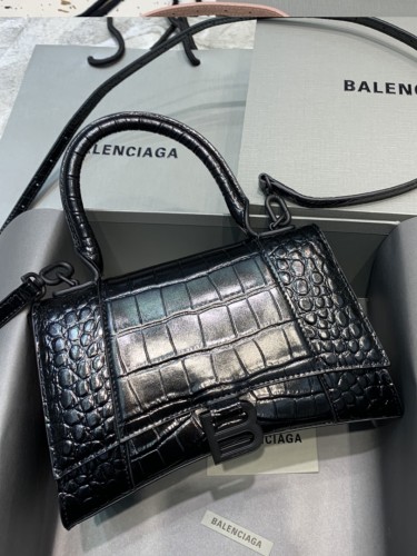 BALENCIAGA-크로커다일 엠보싱 카프스킨-27