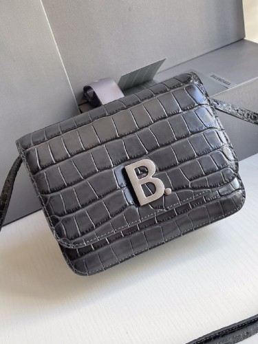 BALENCIAGA-샤이니 박스-55