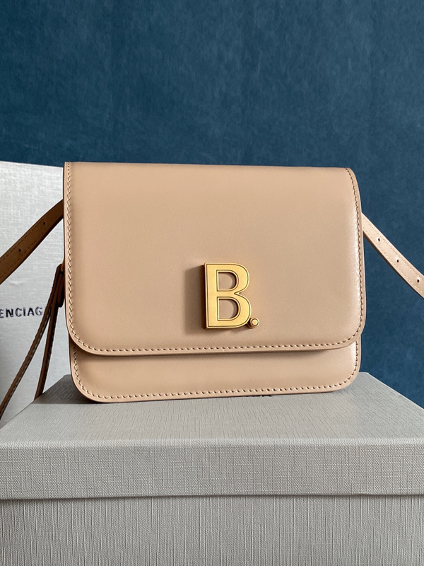 BALENCIAGA-샤이니 박스-661