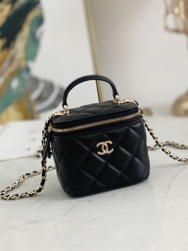 CHANEL-탑 핸들 코스메틱케이스 베니티 미니백-302