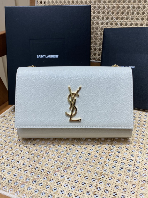 YSL-클래식 모노그램 캐비어 사첼백-114