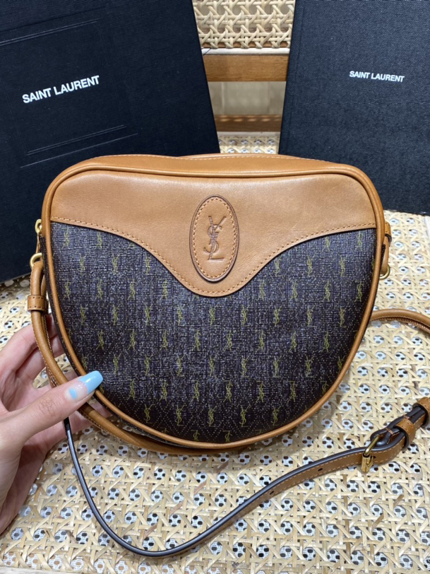 YSL-하트 꾀르백-125