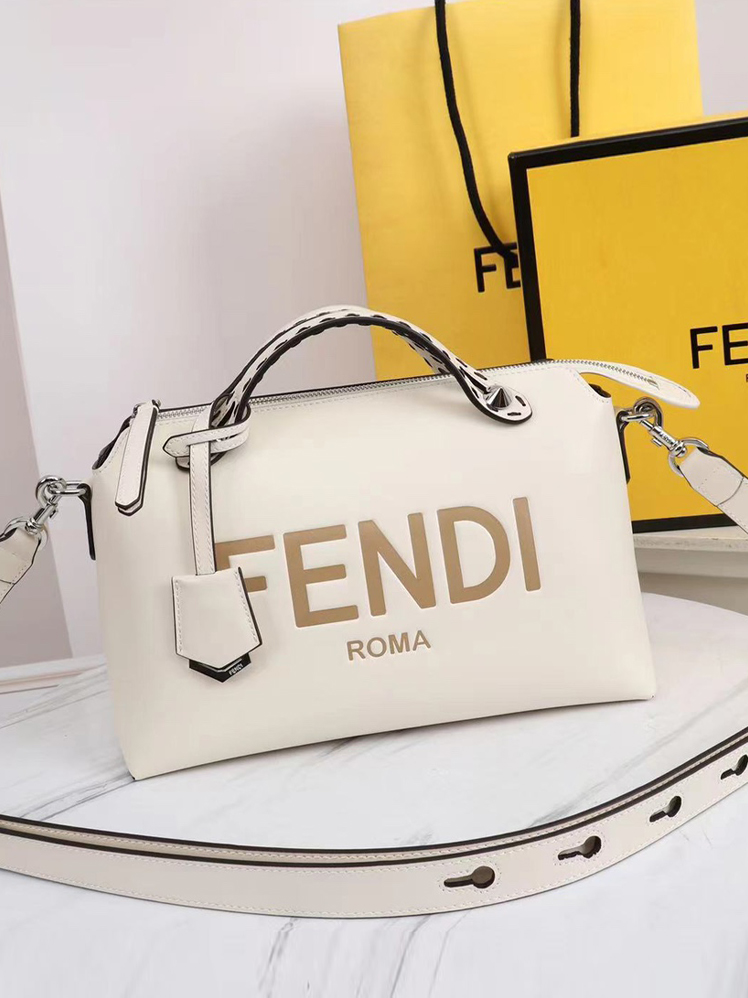 FENDI-바이더웨이-02