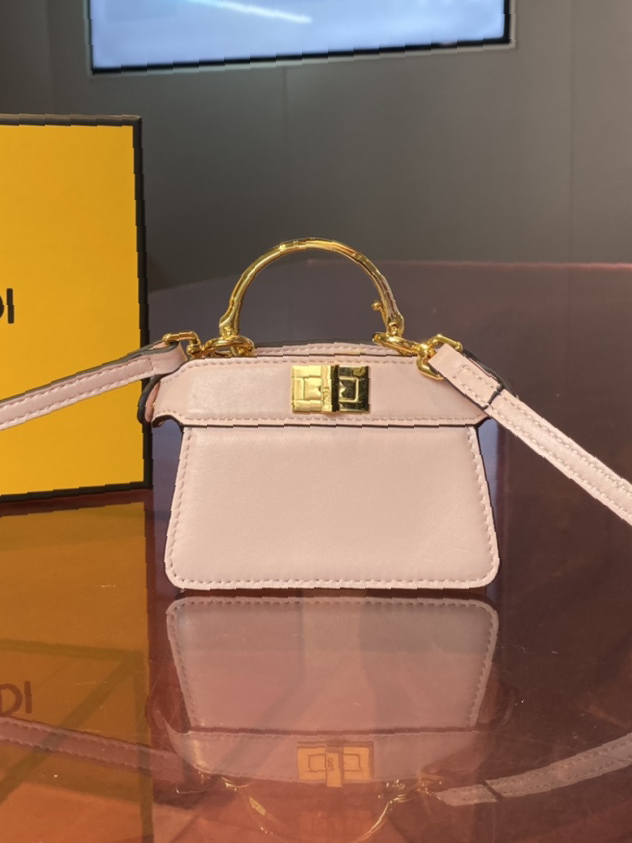 FENDI-피카부-58