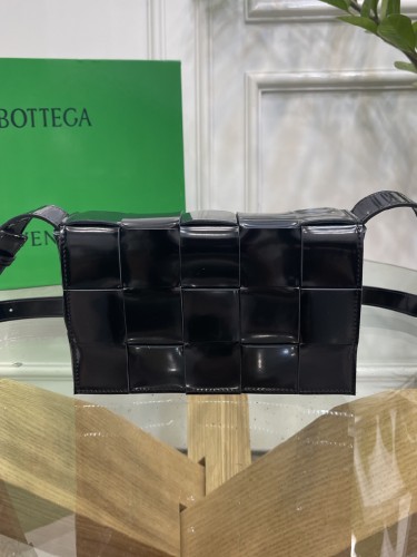 BOTTEGA-카세트 백-14