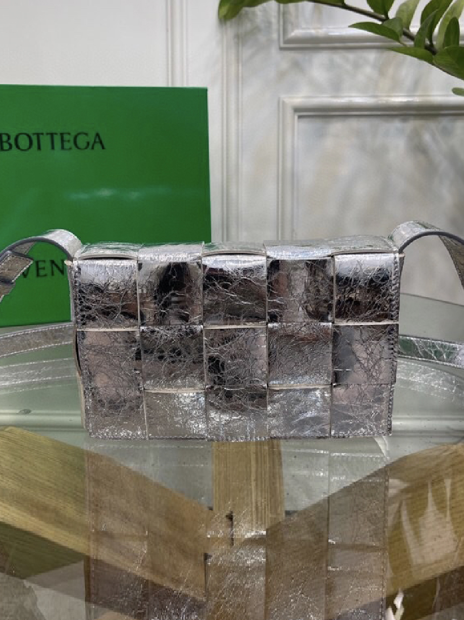 BOTTEGA-카세트 백-15