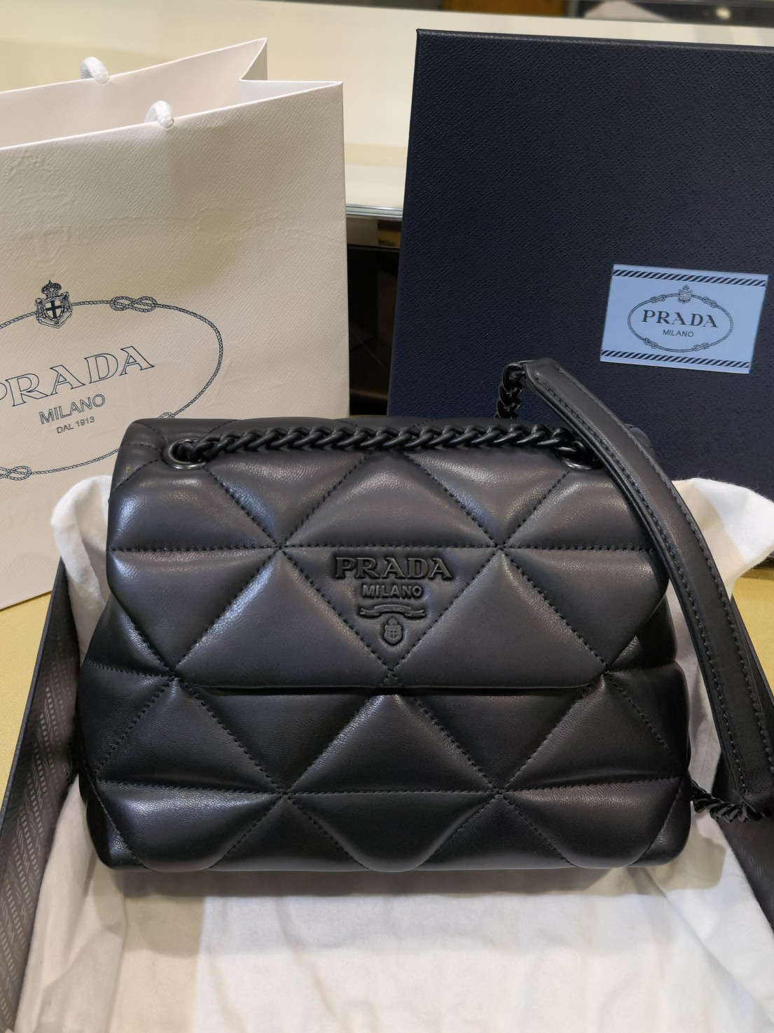 PRADA-스팩트럼 숄더백66