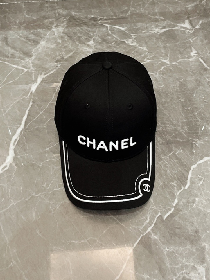 CHANEL-ACC220