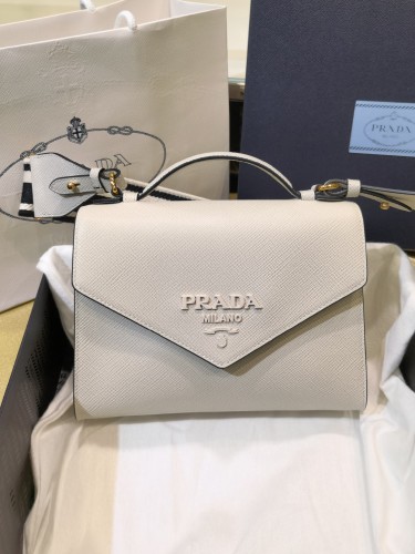 PRADA-모노크롬 사피아노-75