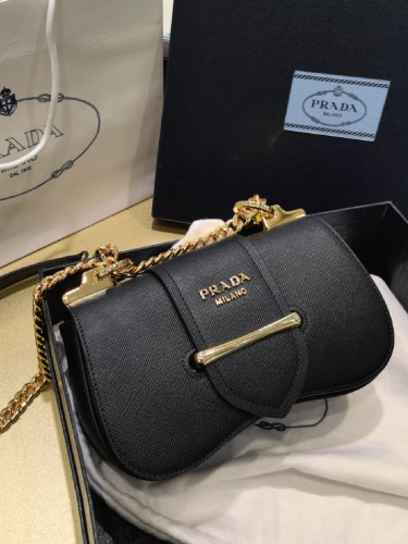 PRADA-시도니 사피아노-81