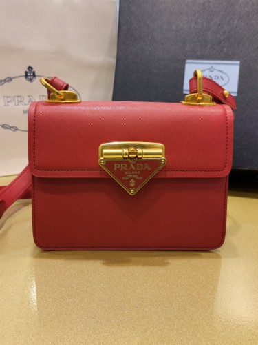 PRADA-사피아노 레더-84