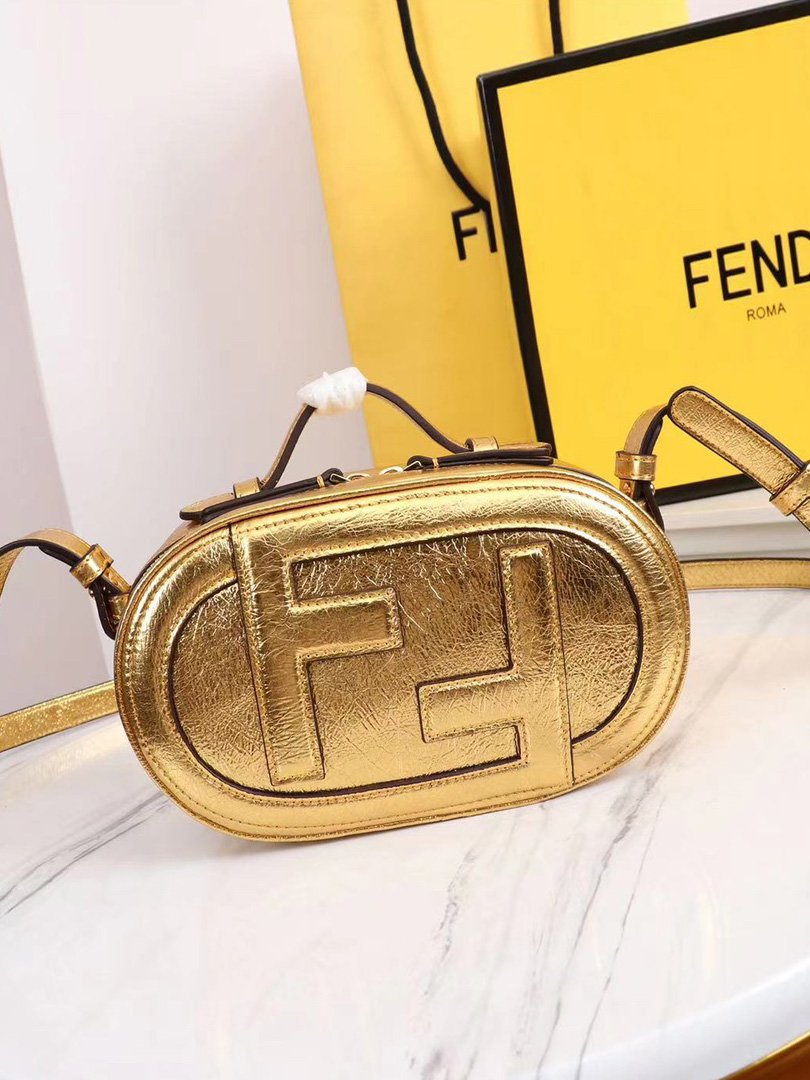 FENDI-오'락 미니 카메라 케이스-92