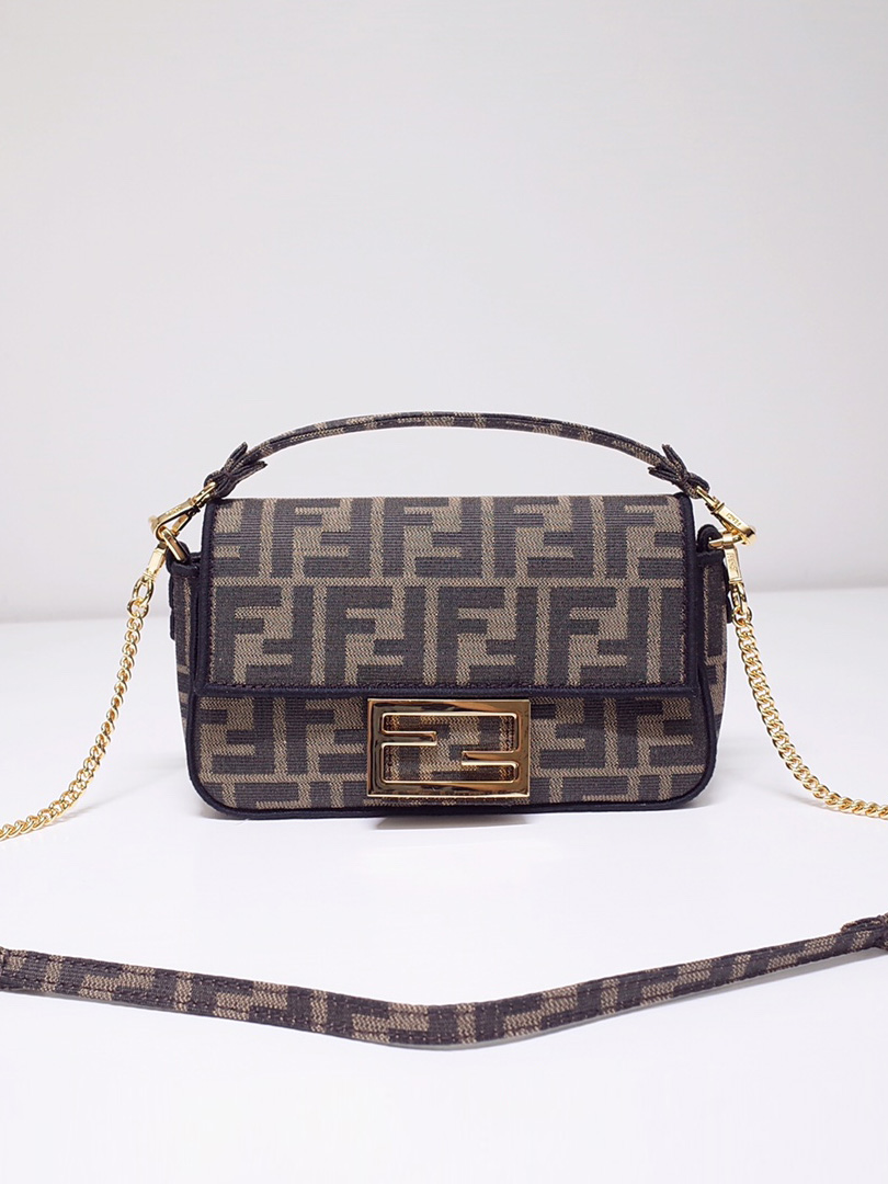 FENDI-미니 바케트-112