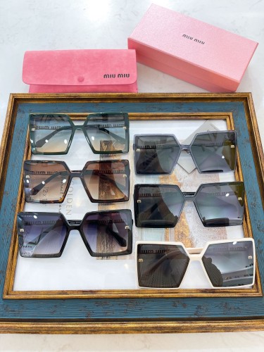 MIUMIU-선글라스-ACC348