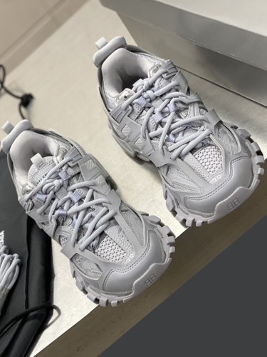 BALENCIAGA-스니커즈-17