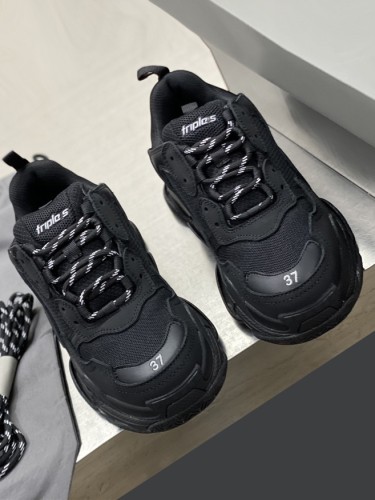 BALENCIAGA-스니커즈-20