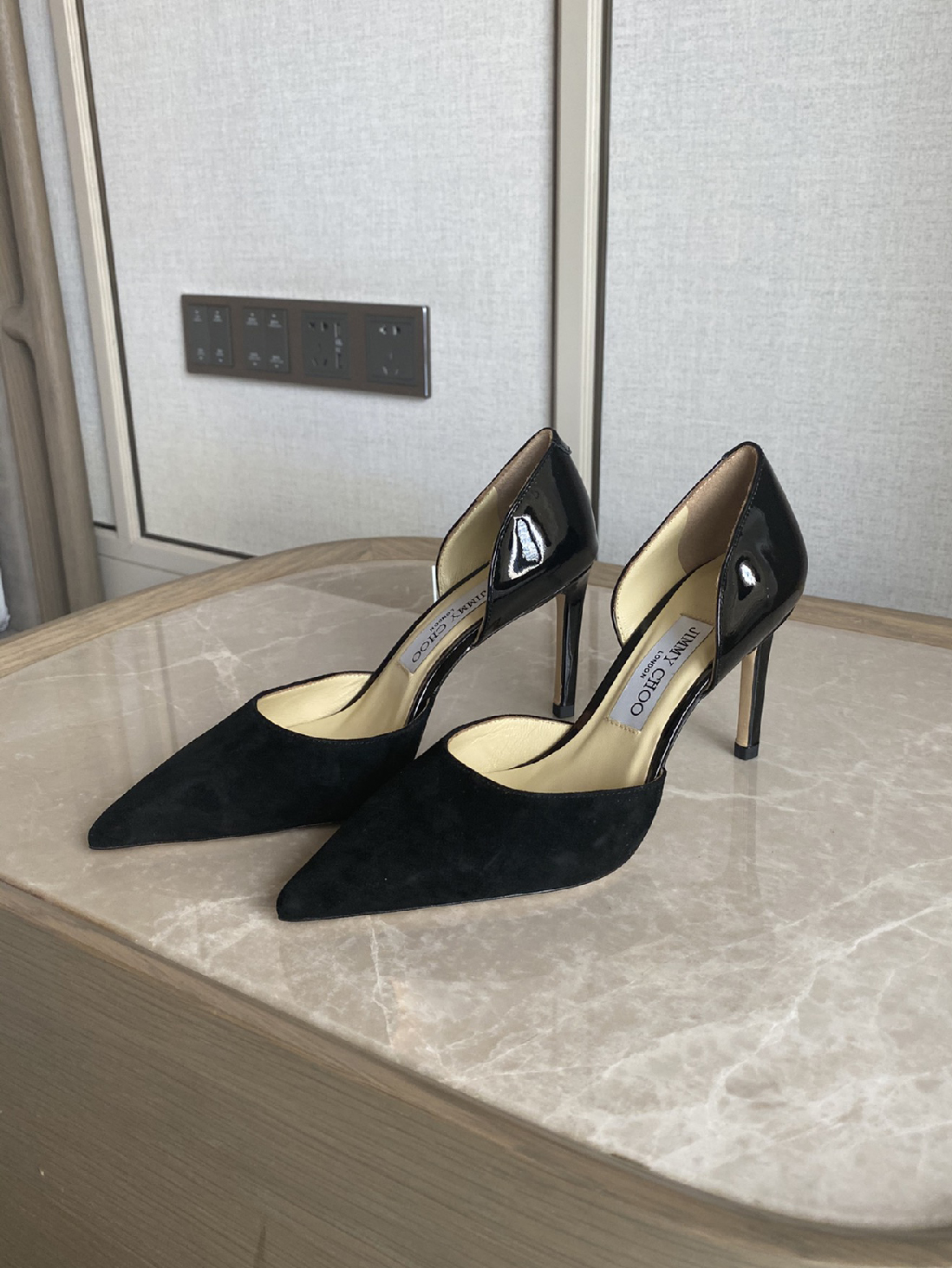 JIMMY CHOO-110（굽높이 :6.5CM）