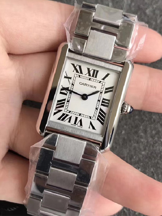 CARTIER-끼르띠에 탱크 프랑세즈 워치-11