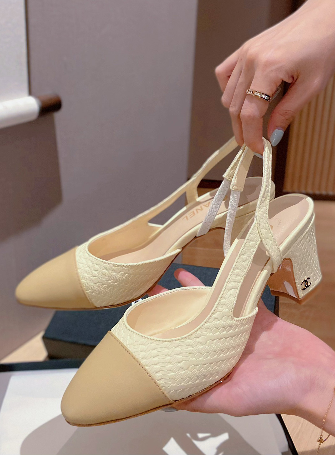 CHANEL-S19 ( 굽높이:6.5cm )