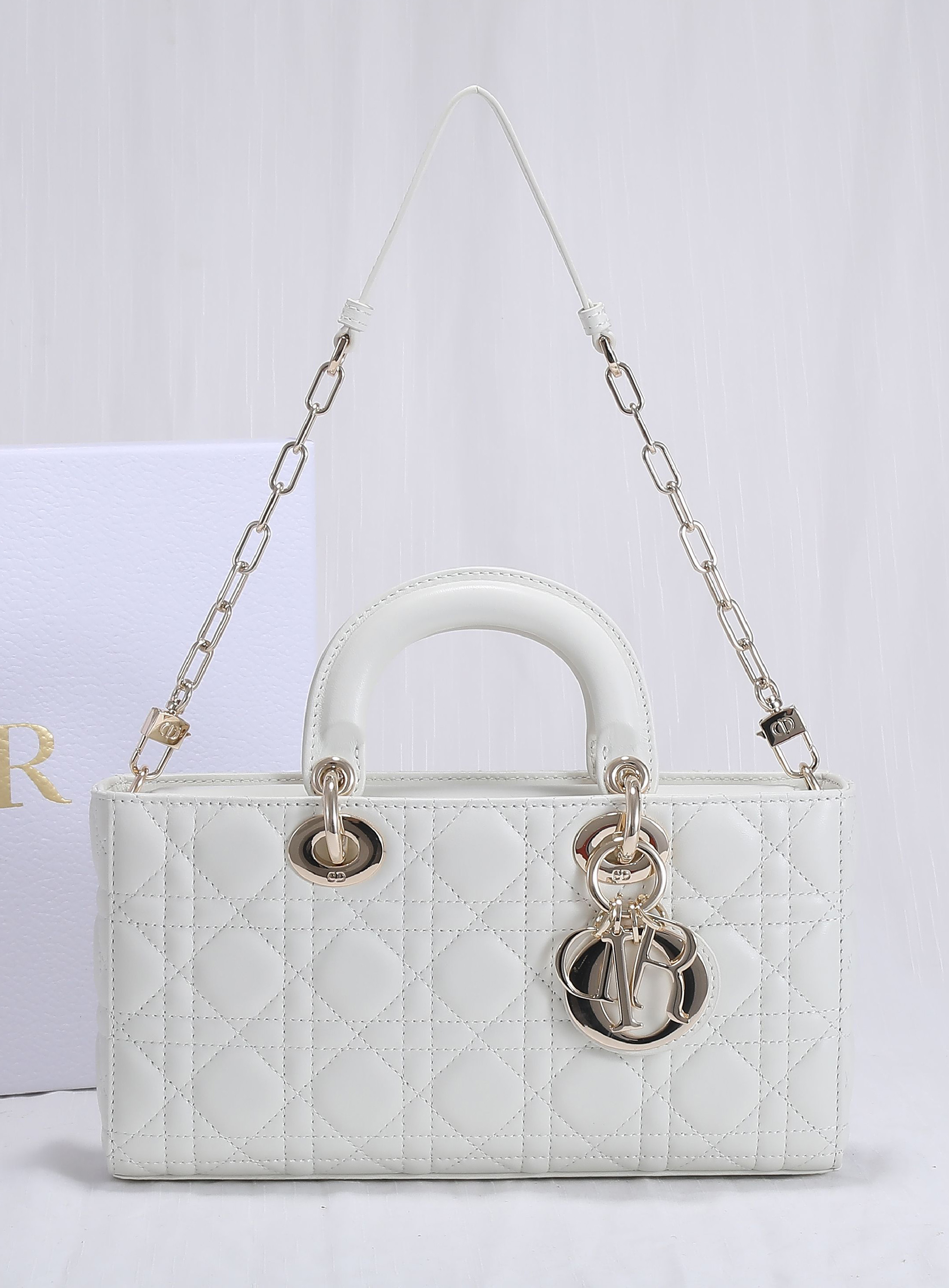 DIOR-에이디 D-조이 토트백-B02