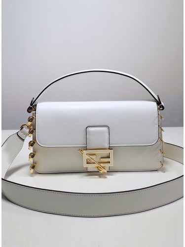 FENDI-바케트 브로치-B01