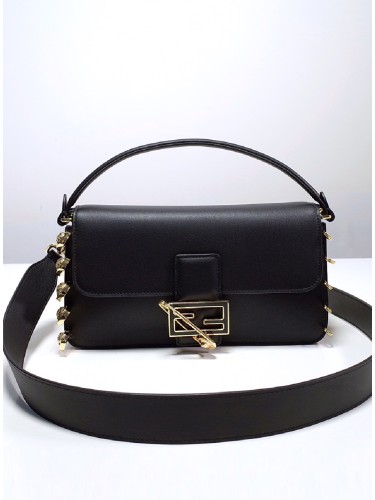 FENDI-바케트 브로치-B02