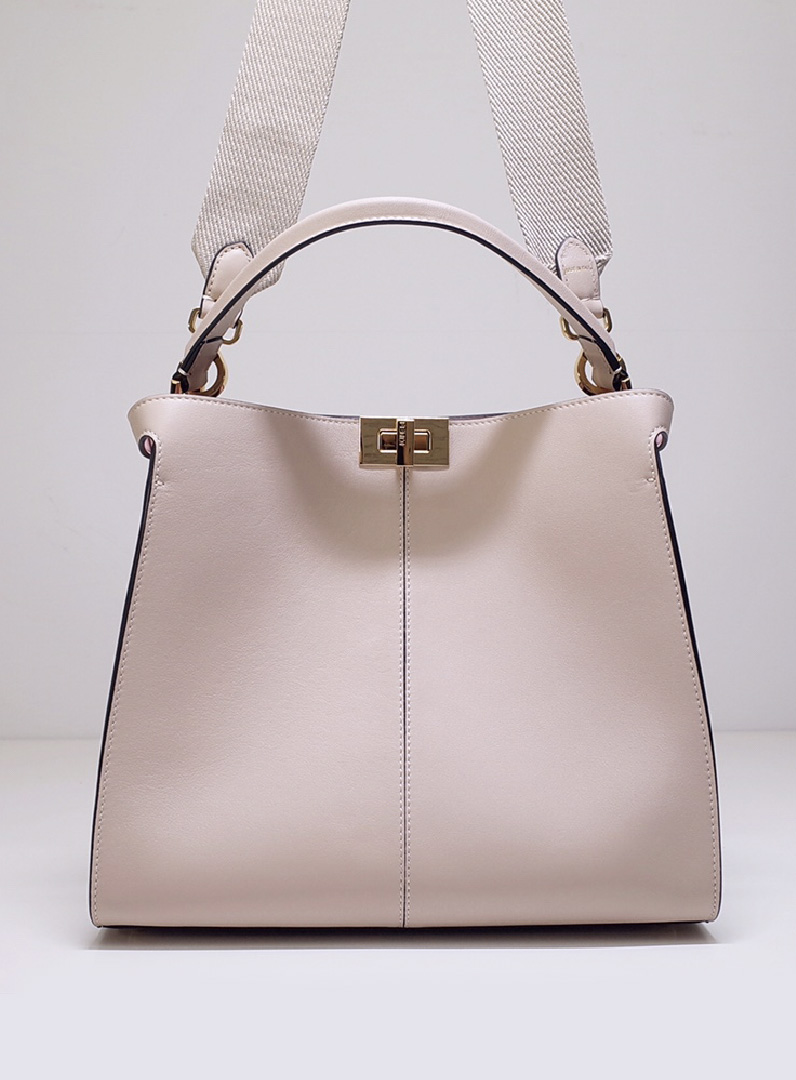 FENDI-피카부 비쉬 X 라이트 백 미디엄-B08