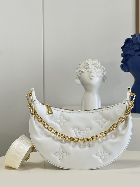 LV-루이비통 오버 문 숄더백-B28