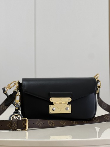 LV-루이비통 스윙 숄더백-B67