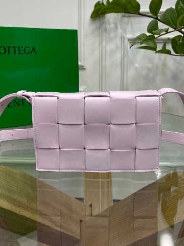 BOTTEGA VENETA-카테트 백-B02