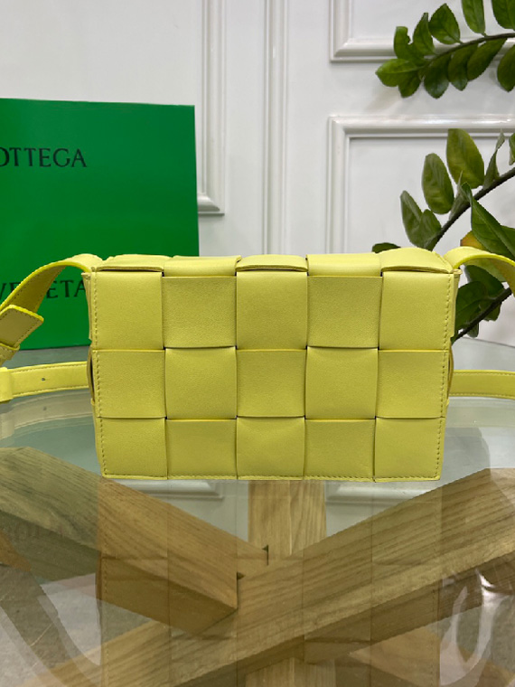 BOTTEGA VENETA-카테트 백-B06