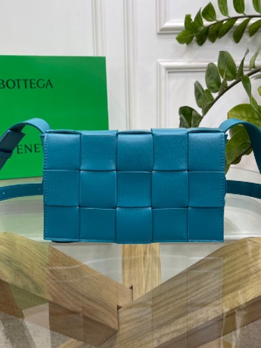 BOTTEGA VENETA-카테트 백-B10