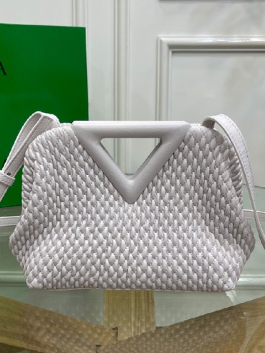 BOTTEGA VENETA-포인트 백-B47