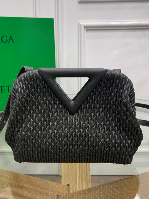 BOTTEGA VENETA-포인트 백-B49