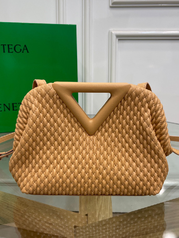 BOTTEGA VENETA-포인트 백-B53