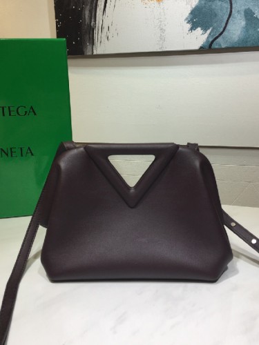 BOTTEGA VENETA-포인트 백-B62