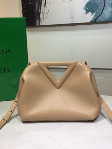 BOTTEGA VENETA-포인트 백-B63