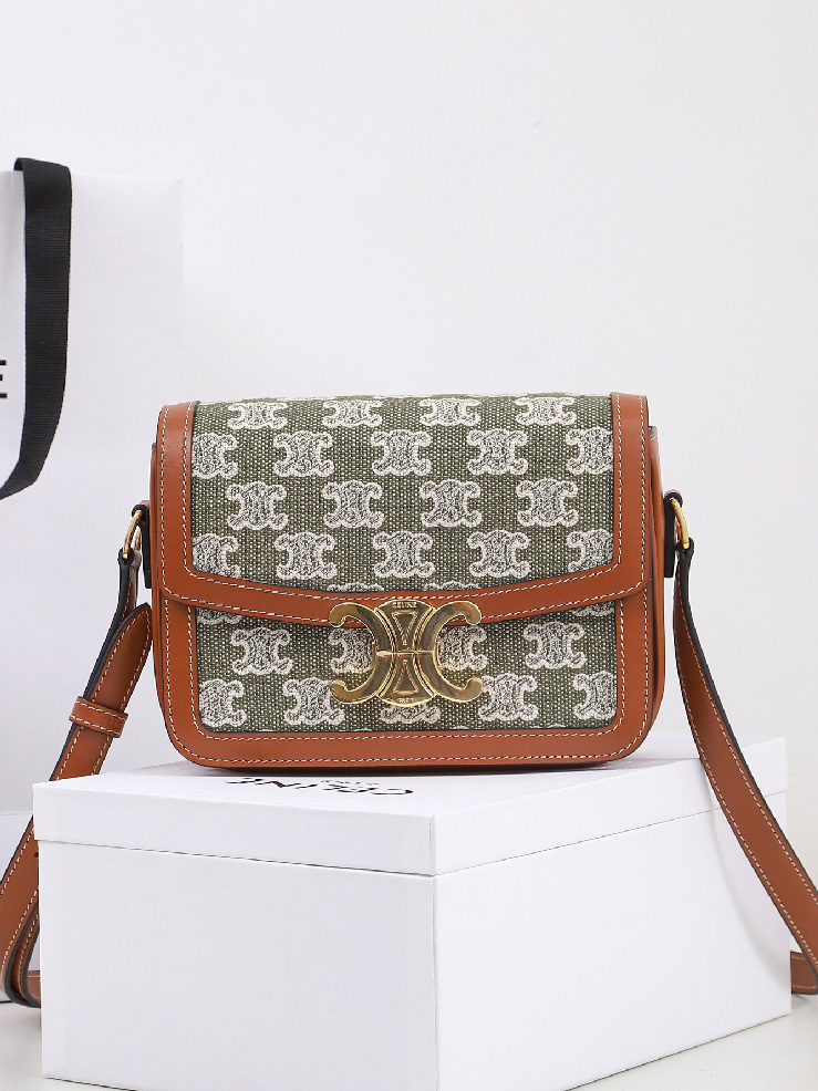 CELINE-셀린느 트리오페 솔더백 미디엄-B21