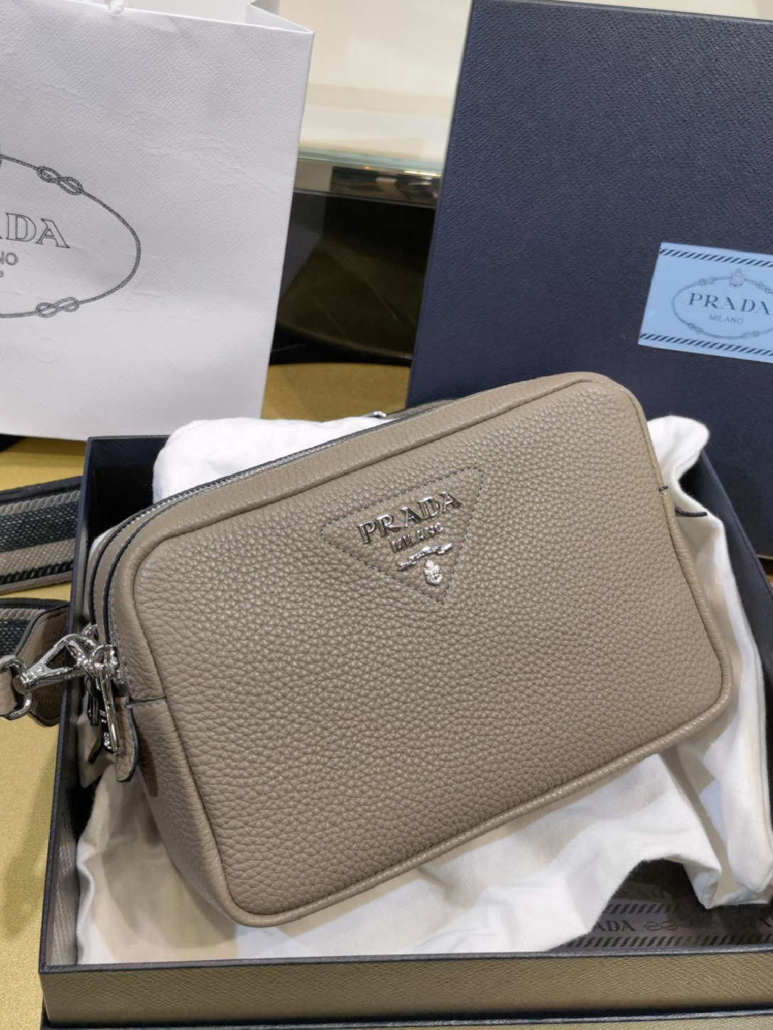 PRADA-프라다 22FW 숄더백-B04